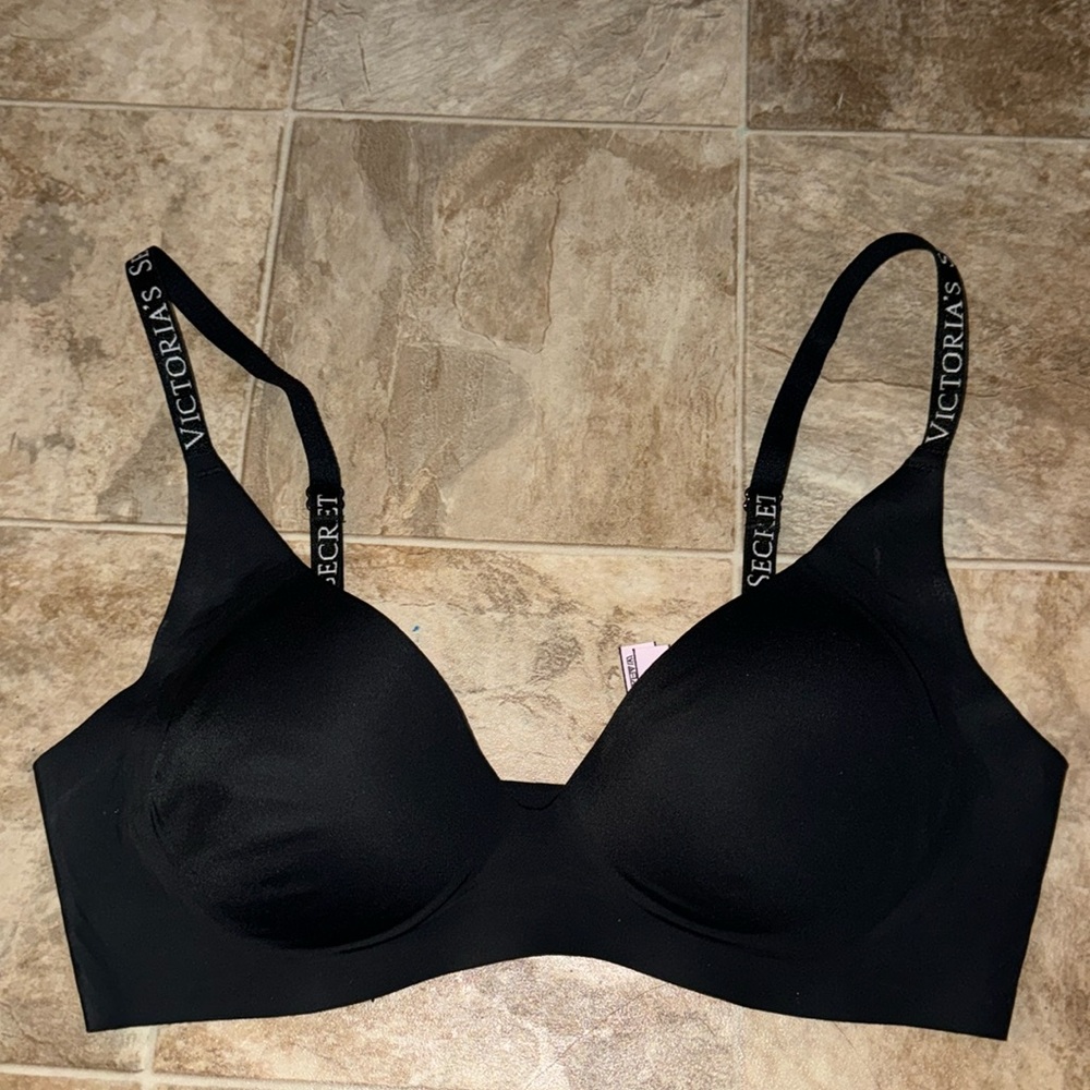 Victorias Secret wireless comfort bra